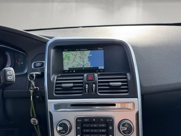 Volvo XC 60 2.0 D3 Drive V.Ocean Race Start/Stop 8