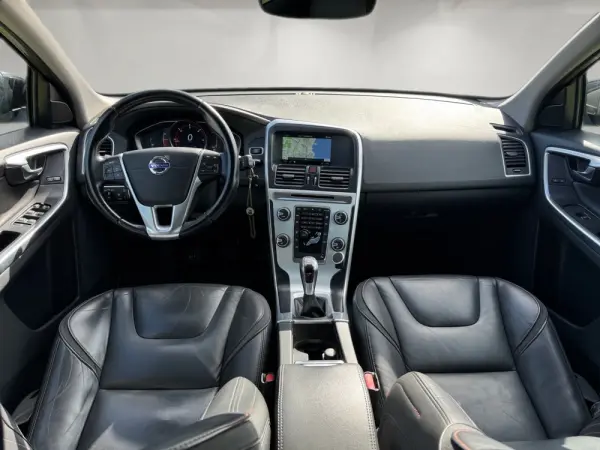 Volvo XC 60 2.0 D3 Drive V.Ocean Race Start/Stop 9