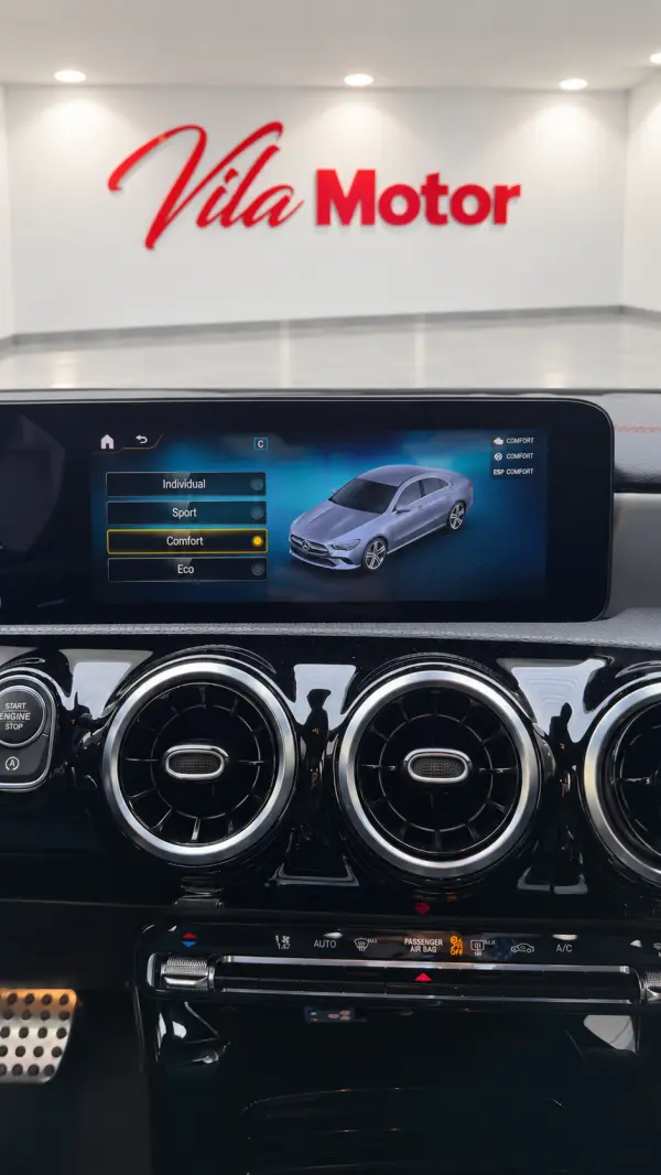 Mercedes-Benz CLA 180 d Shooting Brake AMG Line Aut. 9