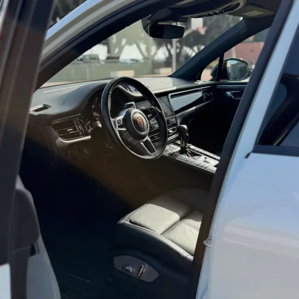 Porsche Macan 2.0T 6