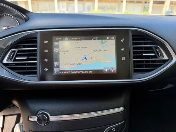 Peugeot 308 SW 1.6 BlueHDi Allure 14