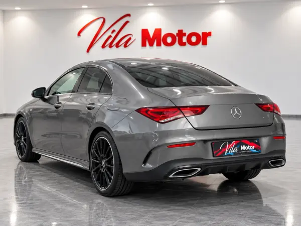 Mercedes-Benz CLA 180 d Shooting Brake AMG Line Aut. 6