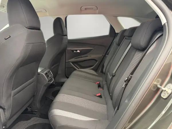 Peugeot 3008 BlueHDi 120 Stop & Start EAT6 Allure 11