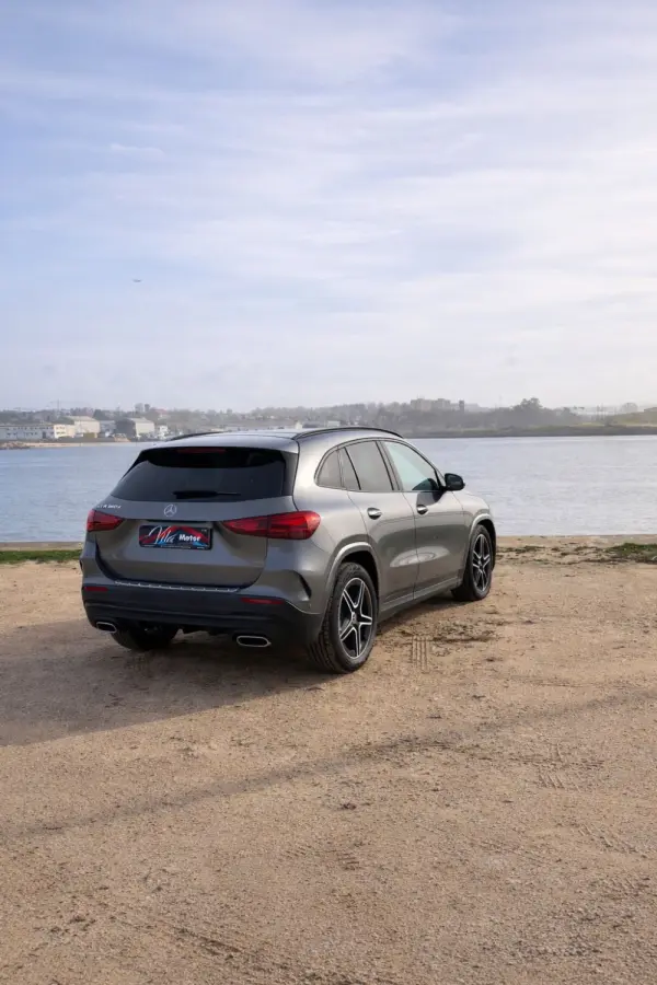 Mercedes-Benz GLA 180 d AMG Line 5