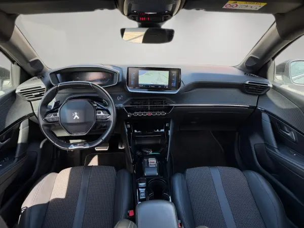 Peugeot 208 1.2 PureTech GT EAT8 9