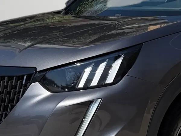 Peugeot 2008 1.5 BlueHDi GT Line EAT8 5