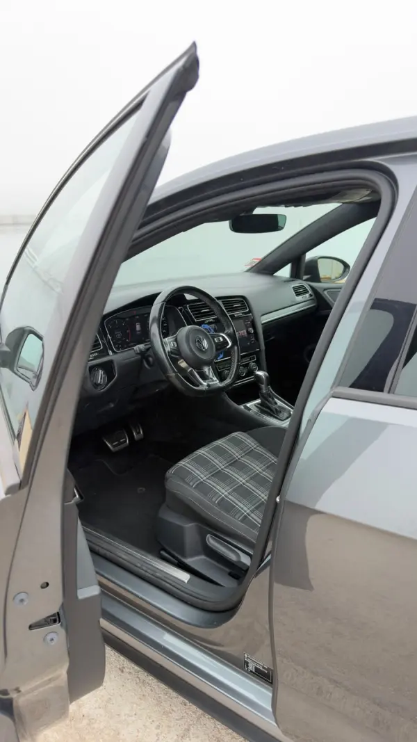 Volkswagen Golf 2.0 TDi GTD DSG 7