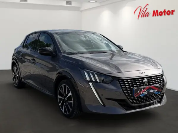 Peugeot 208 1.2 PureTech GT EAT8 2