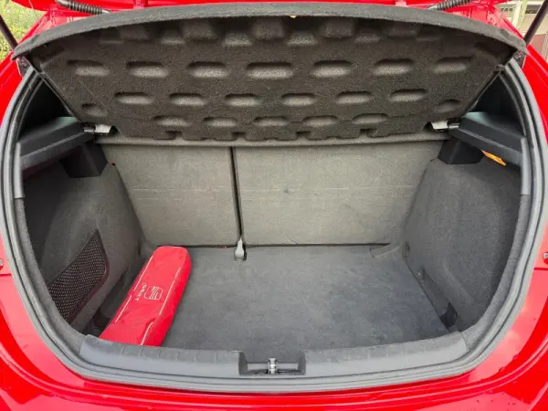 SEAT Leon Cupra R 11