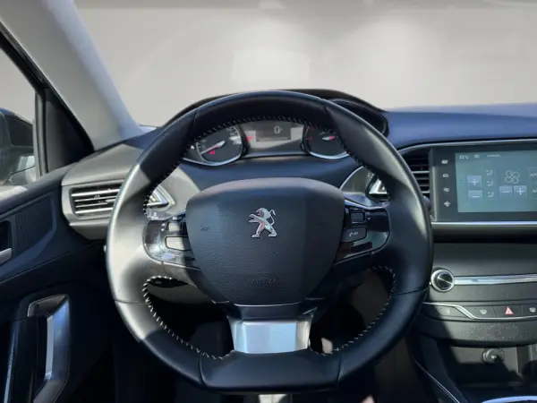 Peugeot 308 SW 1.6 BlueHDi Allure 8