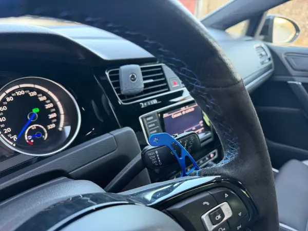 Volkswagen Golf 2.0 TSi R DSG 13