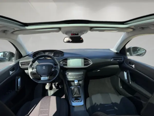Peugeot 308 SW 1.6 BlueHDi Allure 10