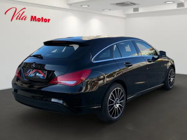 Mercedes-Benz CLA 180 d Shooting Brake 3