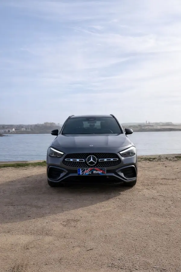 Mercedes-Benz GLA 180 d AMG Line 2