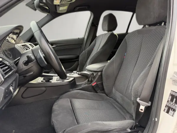 BMW 120 d Pack Desportivo M 7