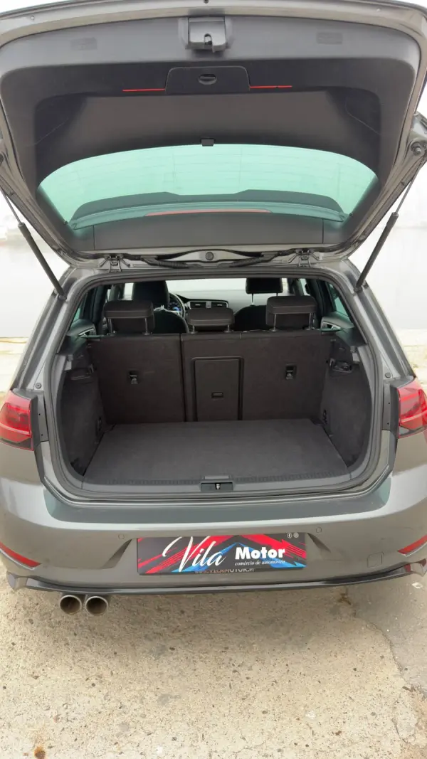 Volkswagen Golf 2.0 TDi GTD DSG 12