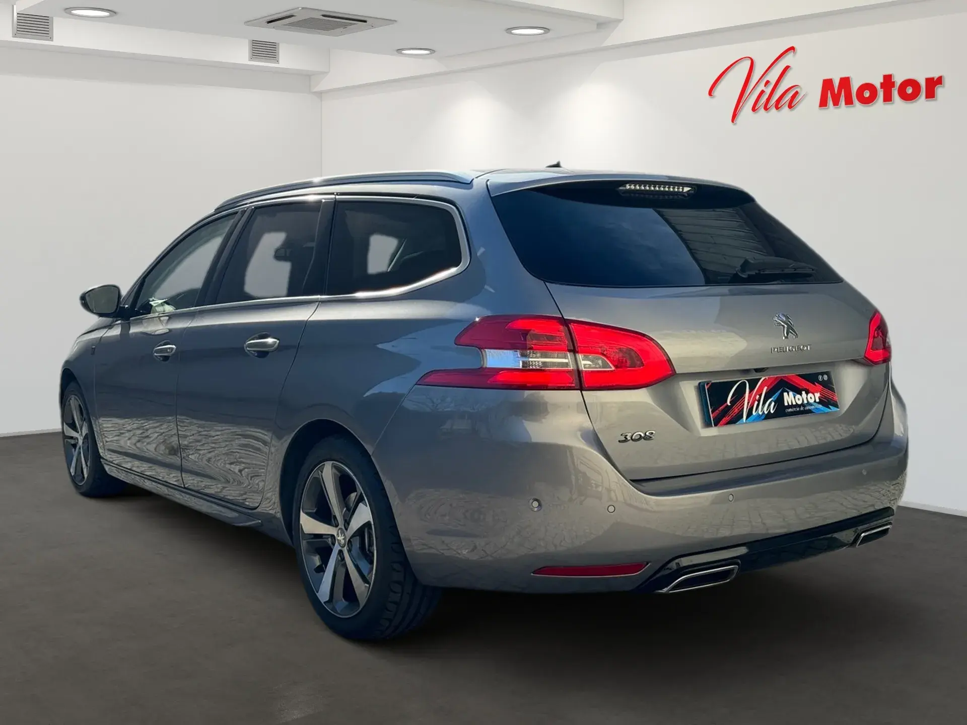Peugeot 308 SW BlueHDi 130 EAT8 Stop & Start Tech Edition 4