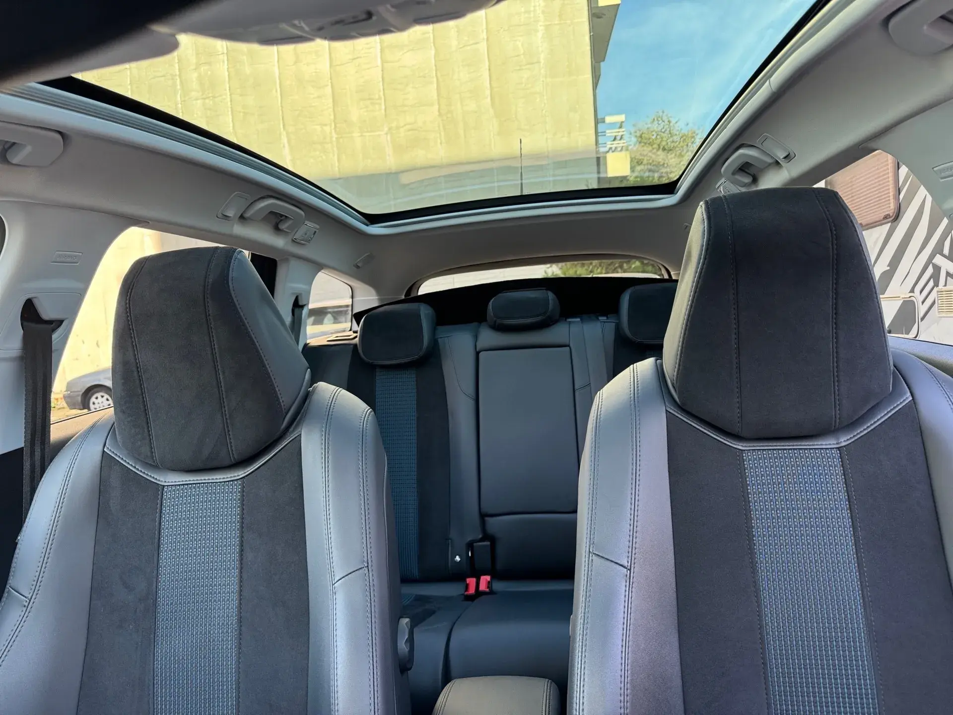 Peugeot 308 SW BlueHDi 130 EAT8 Stop & Start Tech Edition 12