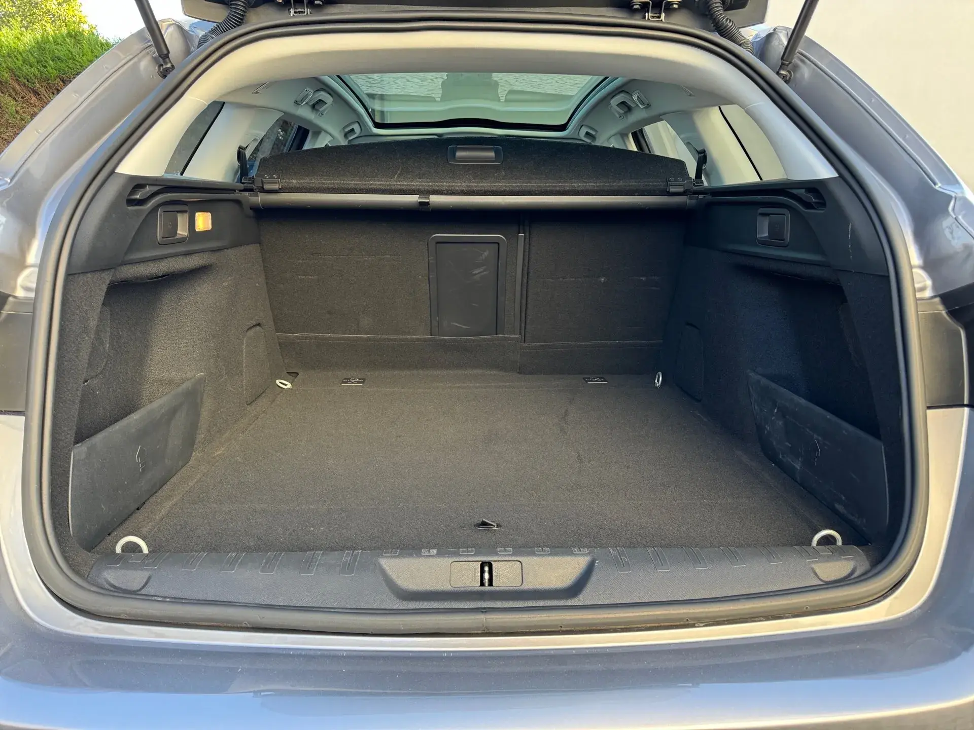 Peugeot 308 SW BlueHDi 130 EAT8 Stop & Start Tech Edition 16