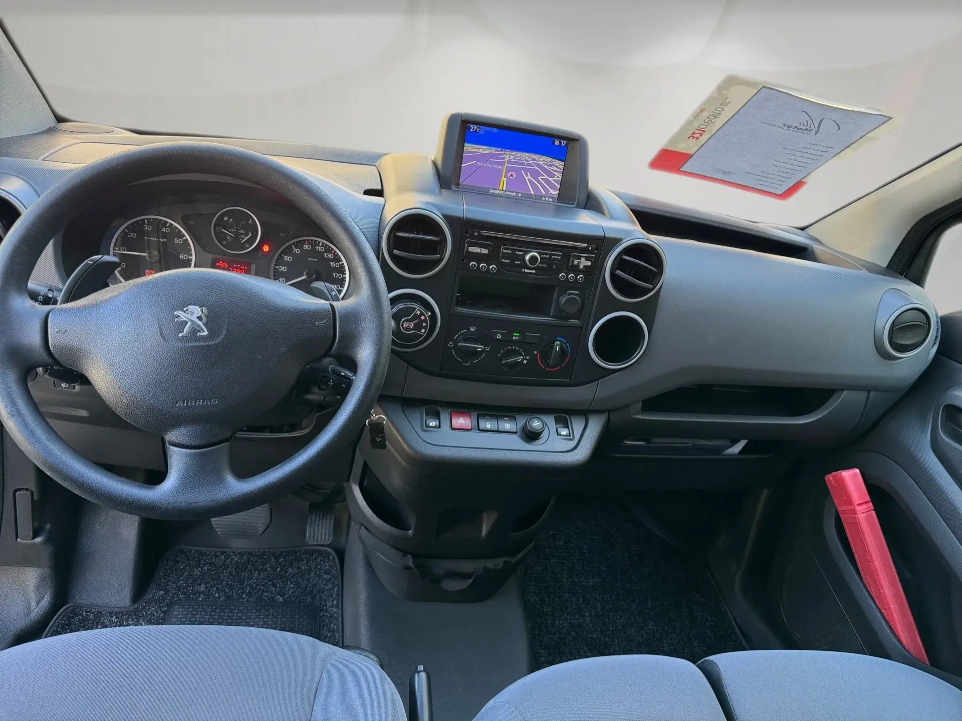 Peugeot Partner 1.6 e-HDi Confort 2-Tronic 6