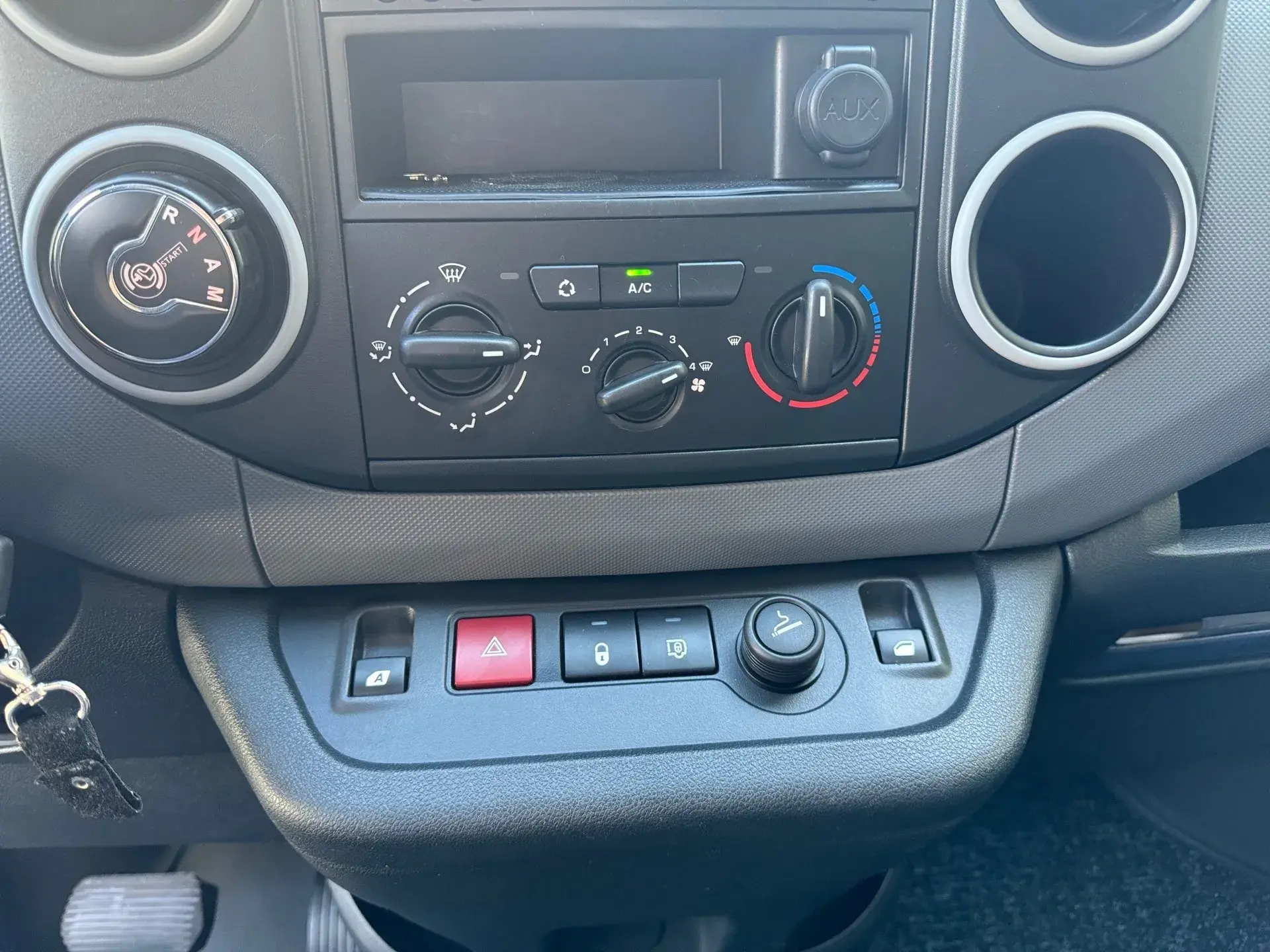 Peugeot Partner 1.6 e-HDi Confort 2-Tronic 9