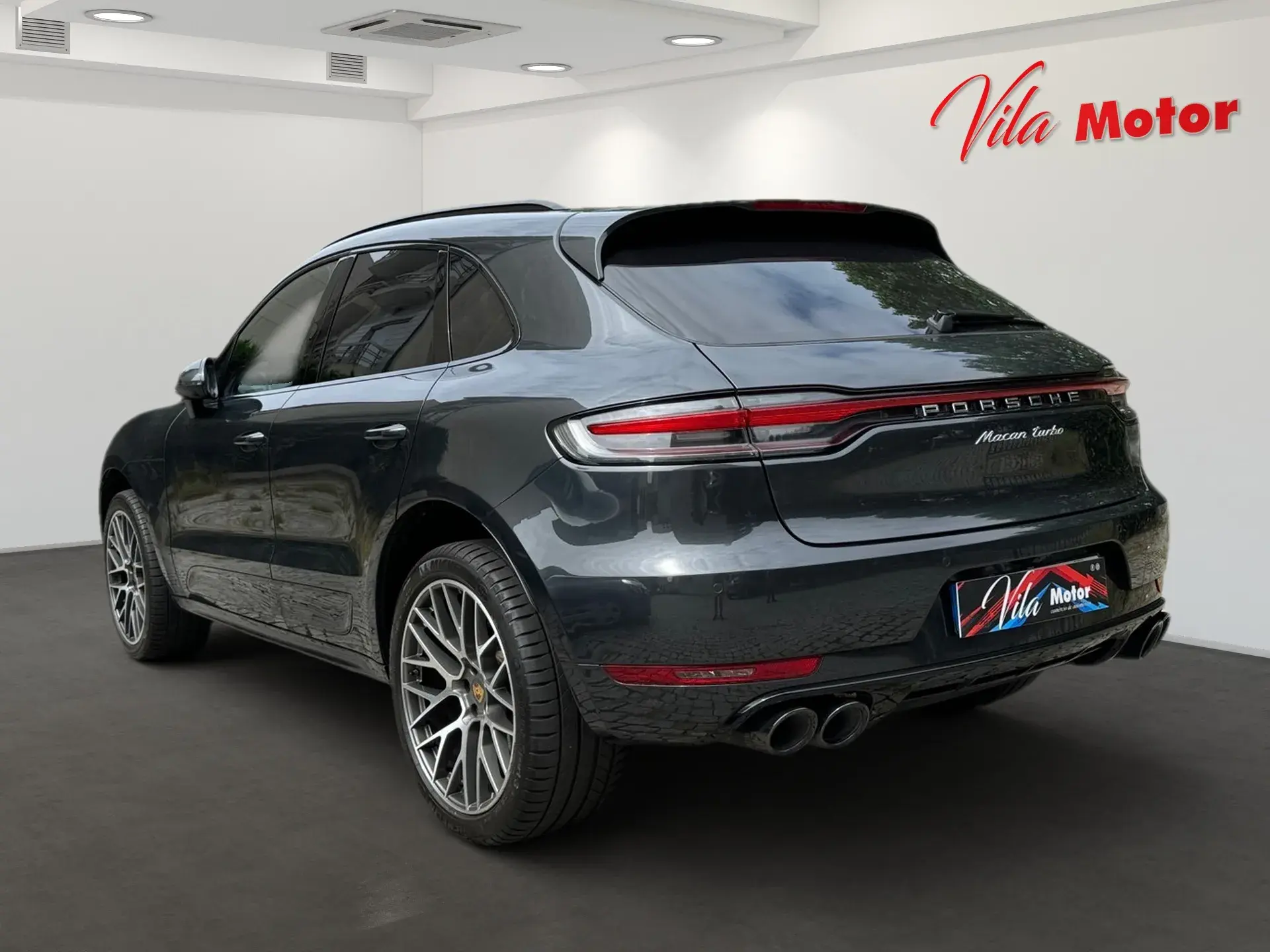 Porsche Macan Turbo Performance Package/ Gas 4