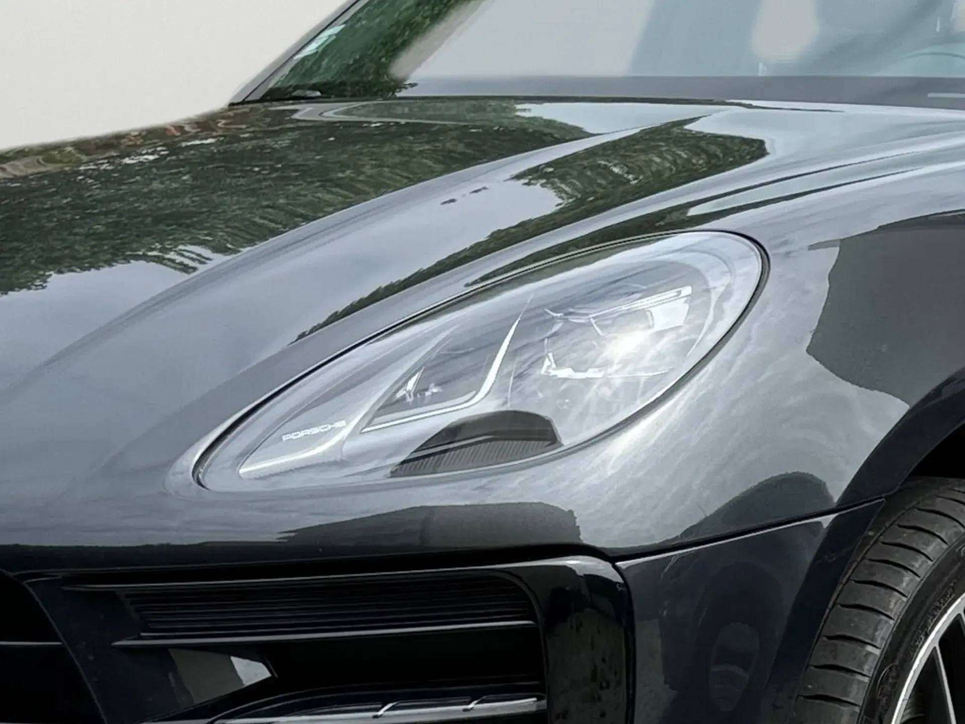 Porsche Macan Turbo Performance Package/ Gas 5