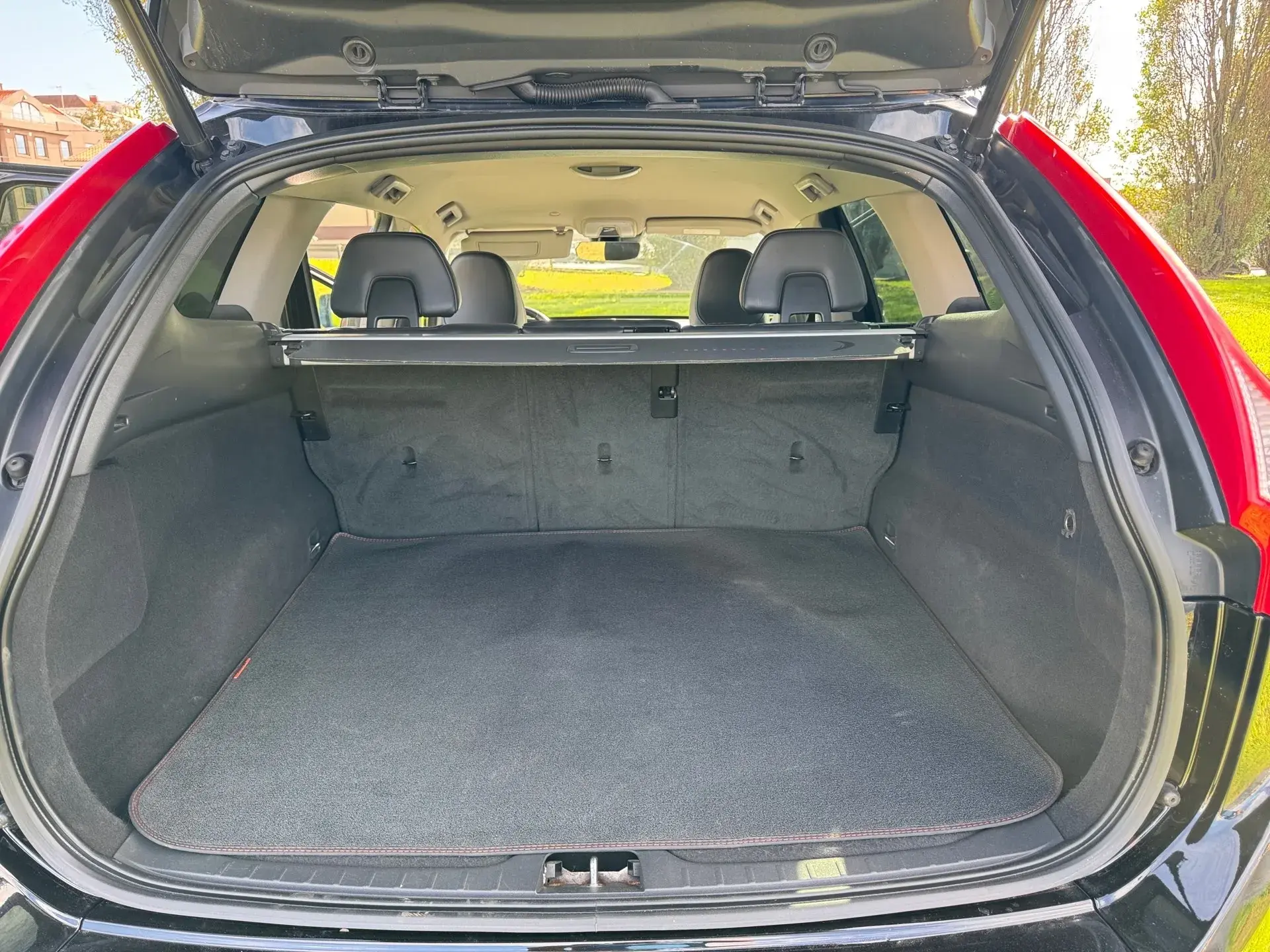 Volvo XC 60 2.0 D3 Drive V.Ocean Race Start/Stop 13