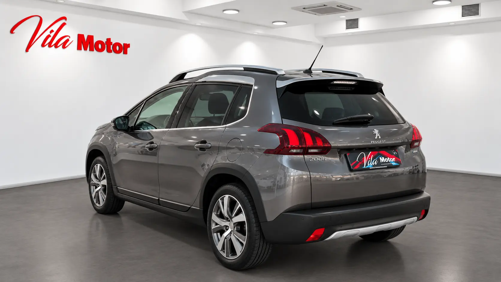 Peugeot 2008 1.2 PureTech Crossway 4