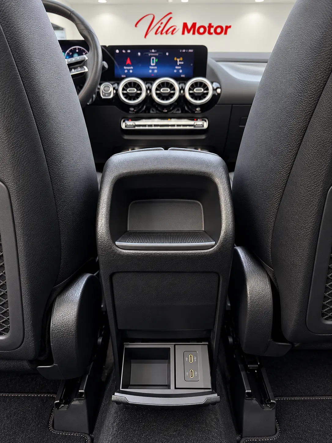 Mercedes-Benz GLA 180 d AMG Line 13