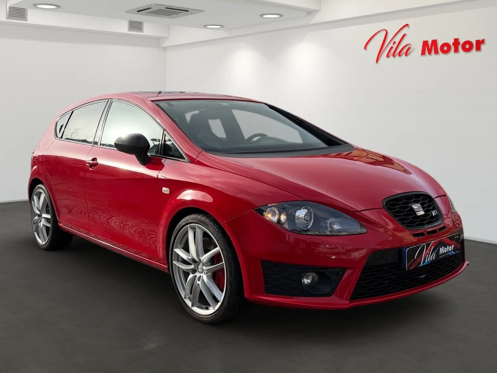 SEAT Leon Cupra R 2
