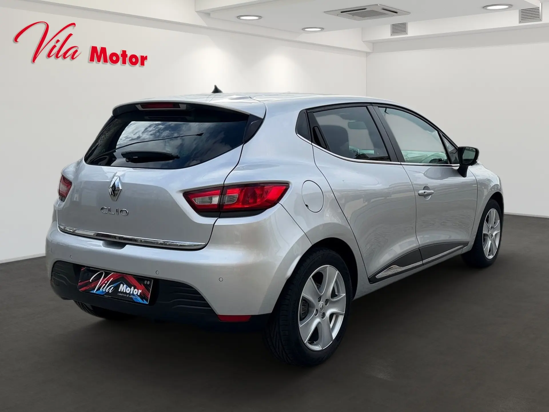 Renault Clio ENERGY TCe 120 EDC Intens 3