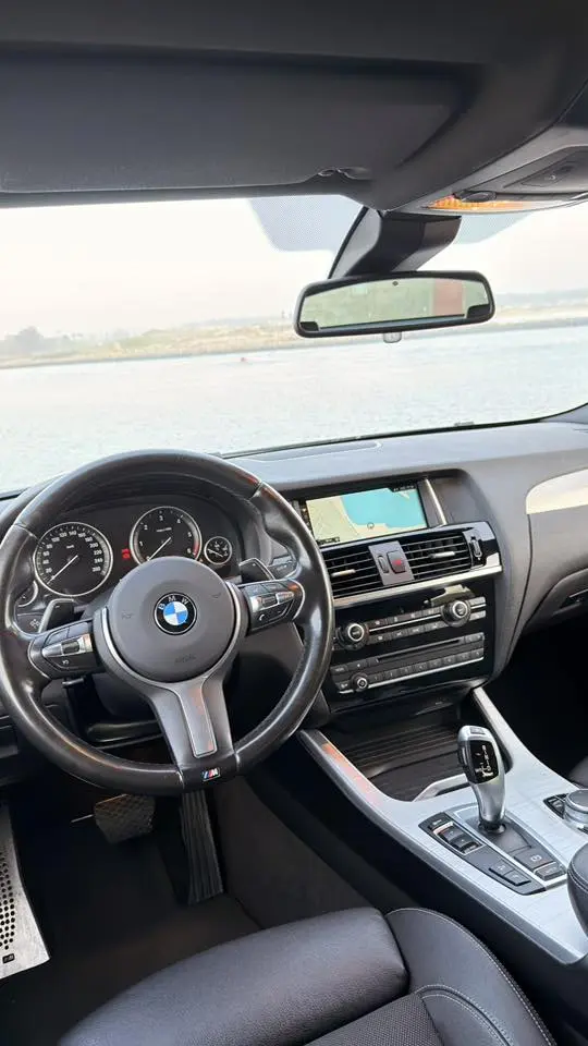 BMW X4 20 d xDrive Pack M Auto 9