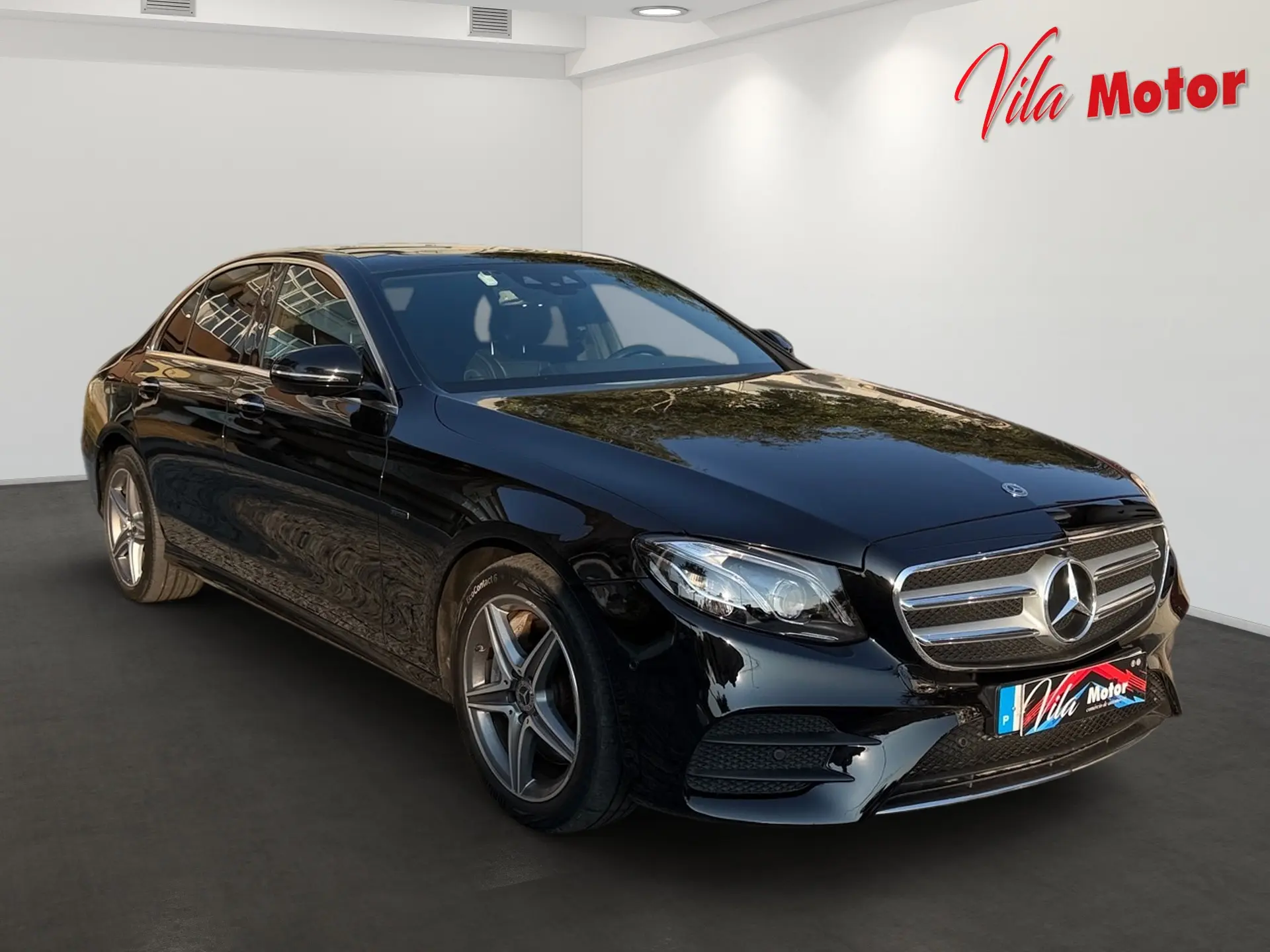 Mercedes-Benz E 300 de AMG Line 2