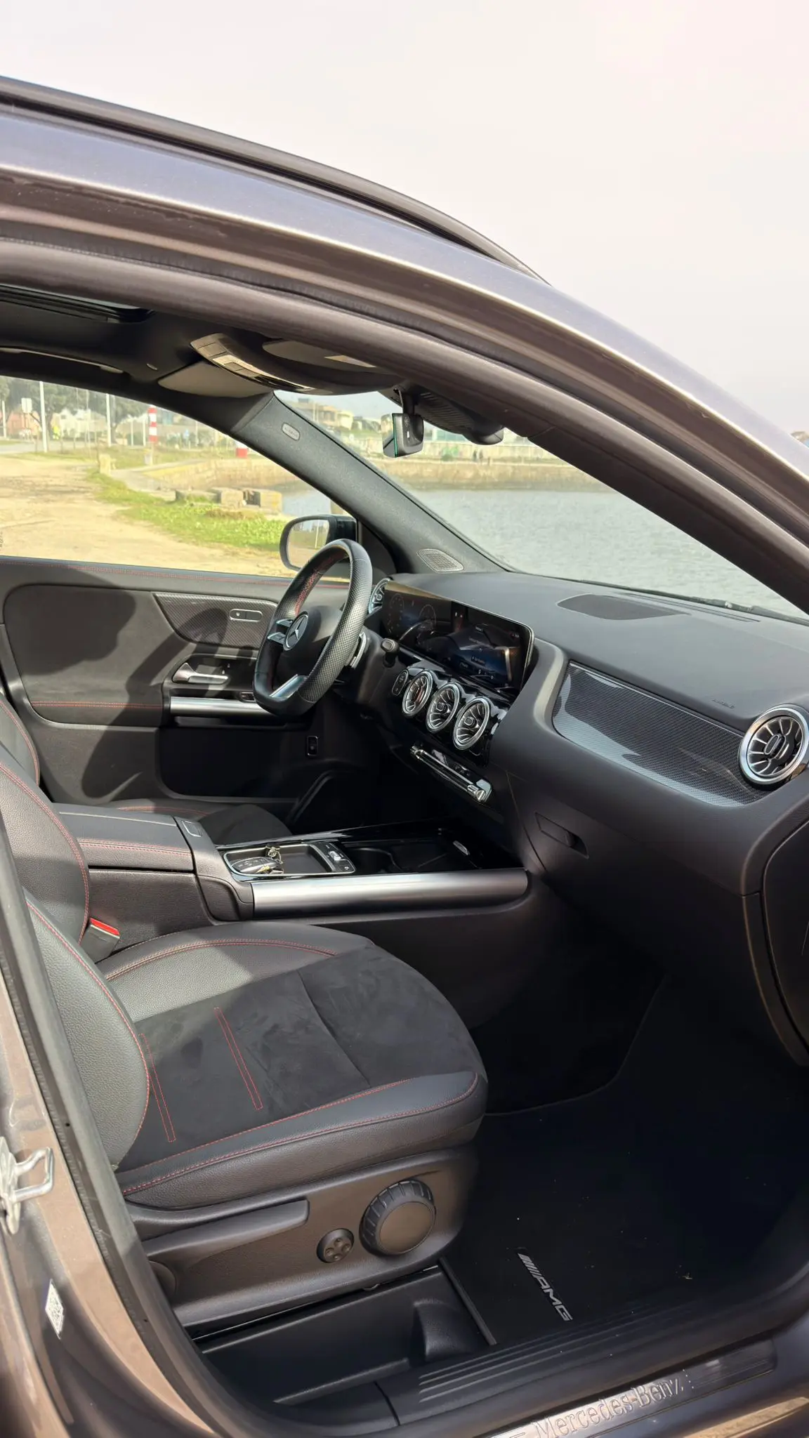 Mercedes-Benz GLA 180 d AMG Line 7