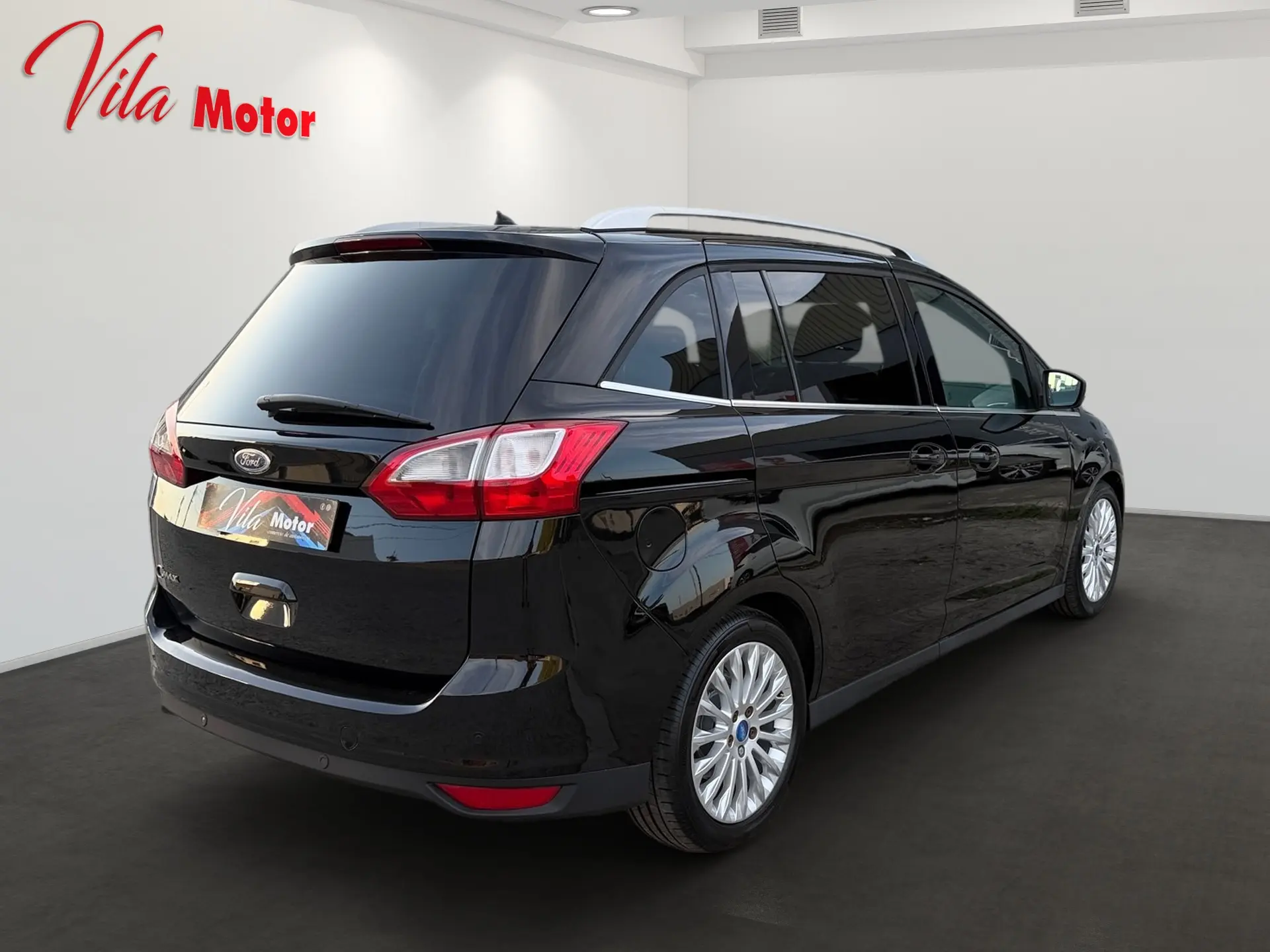 Ford Grand C-Max 1.6 TDCi Titanium S/S 3