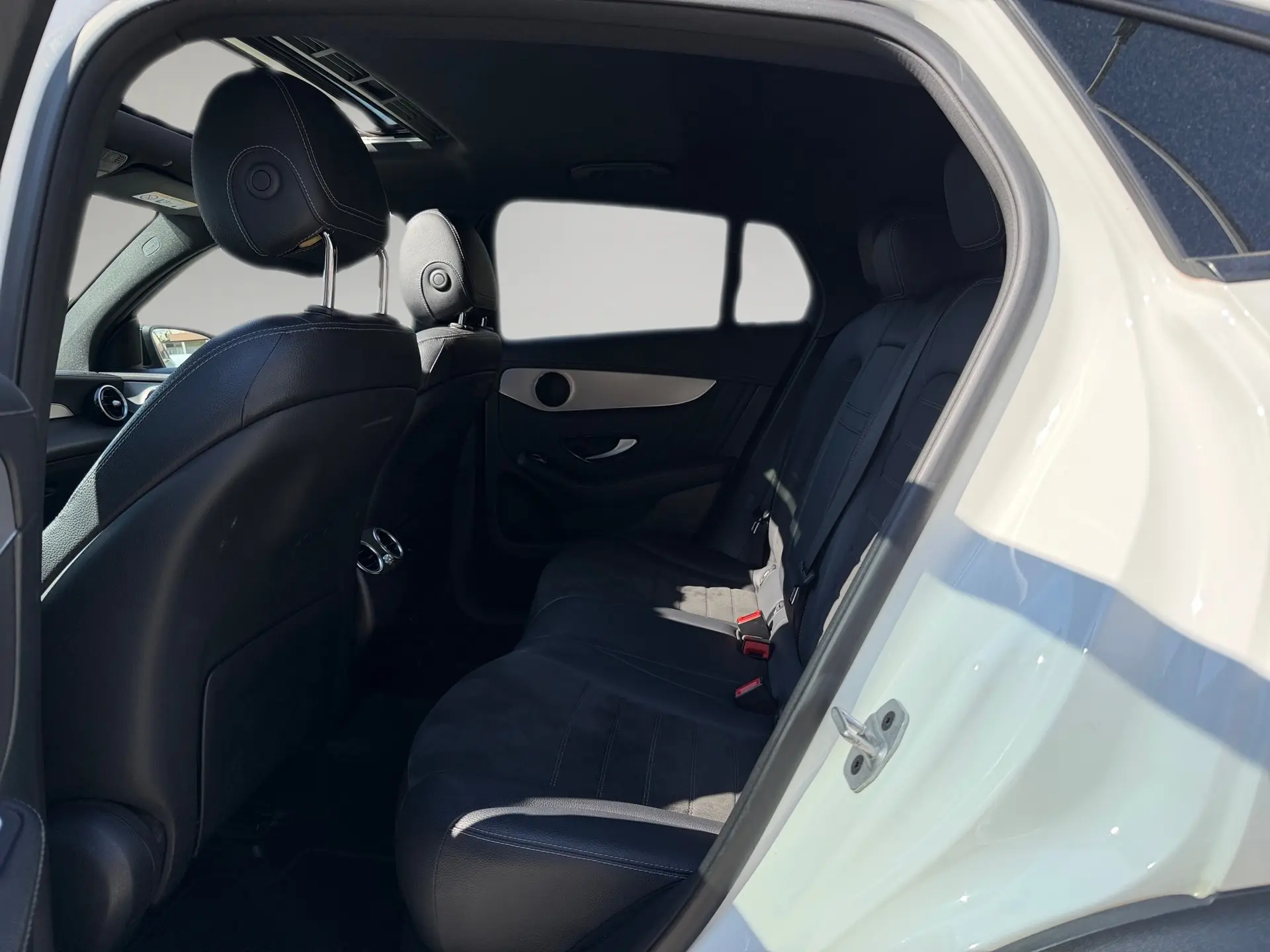 Mercedes-Benz GLC 220 d Coupe 4Matic 9G-TRONIC Edition AMG Line 7