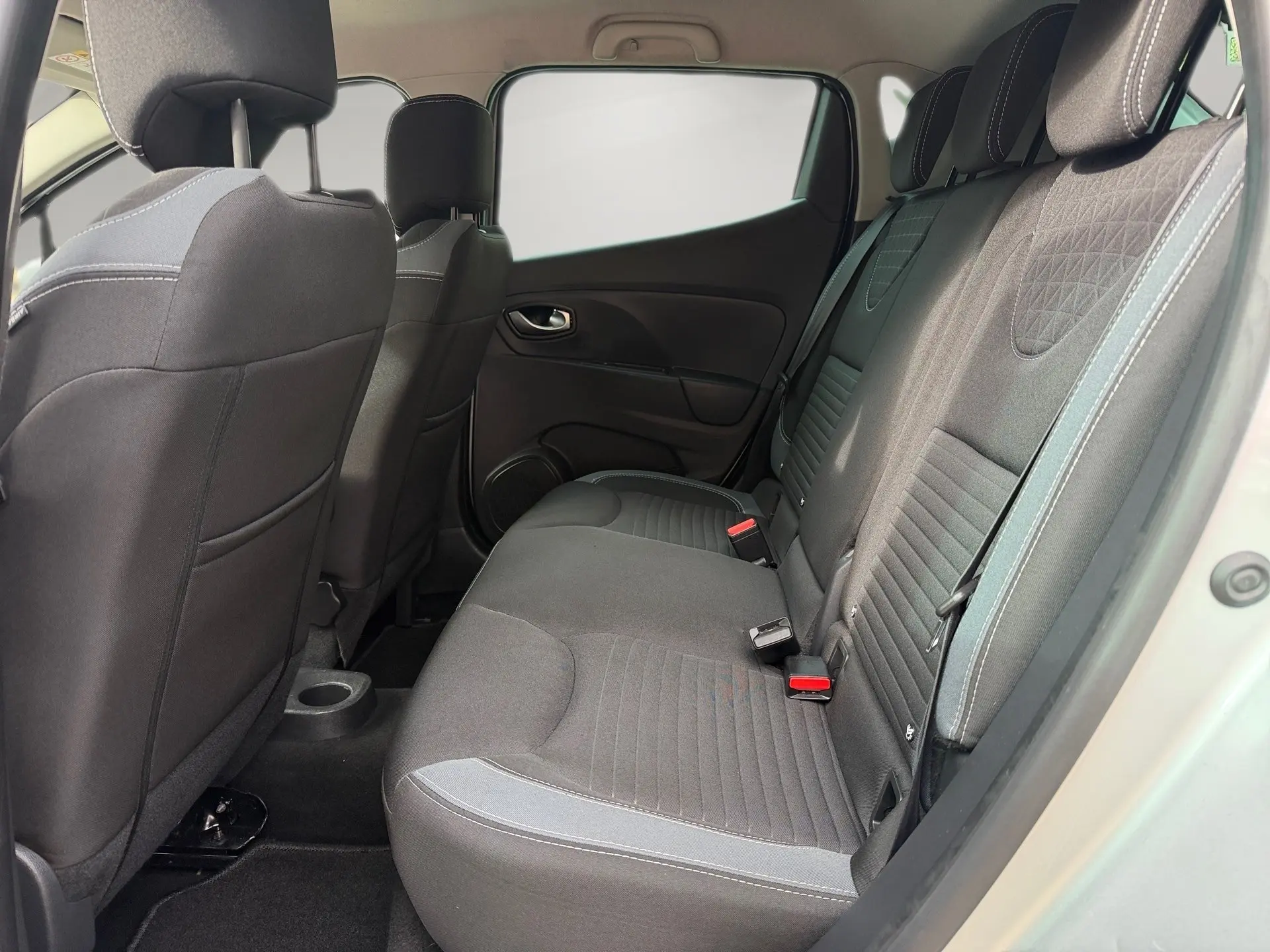 Renault Clio ENERGY TCe 120 EDC Intens 10