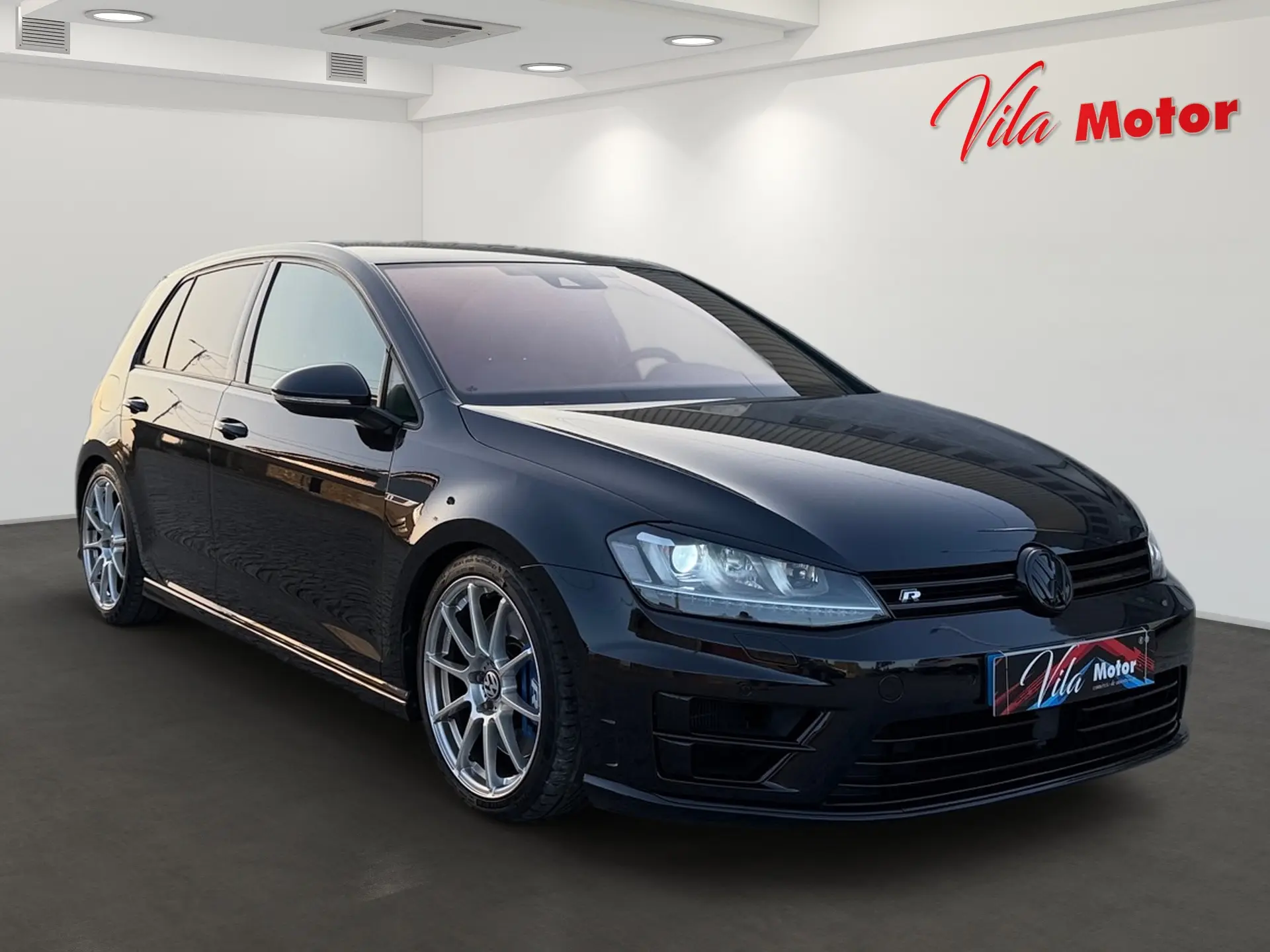 Volkswagen Golf 2.0 TSi R DSG 1