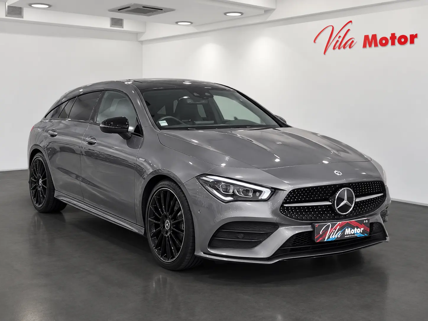 Mercedes-Benz CLA 180 d Shooting Brake AMG Line Aut. 1