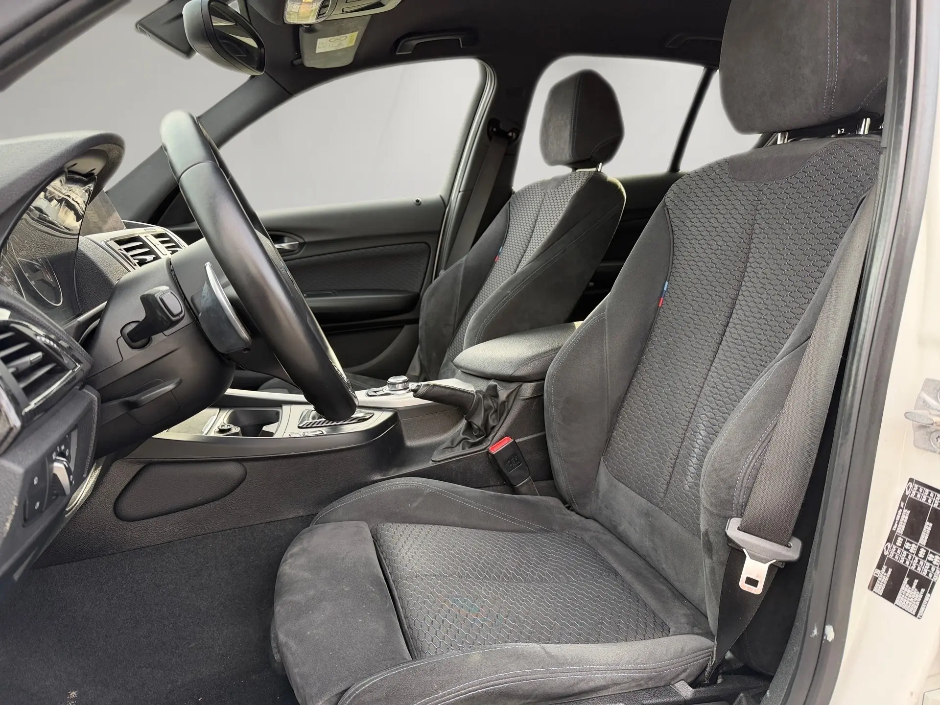 BMW 120 d Pack Desportivo M 7