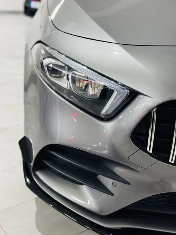 Mercedes-Benz A 180 d 7G-DCT AMG Line 4