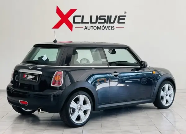 MINI 3 Portas 2