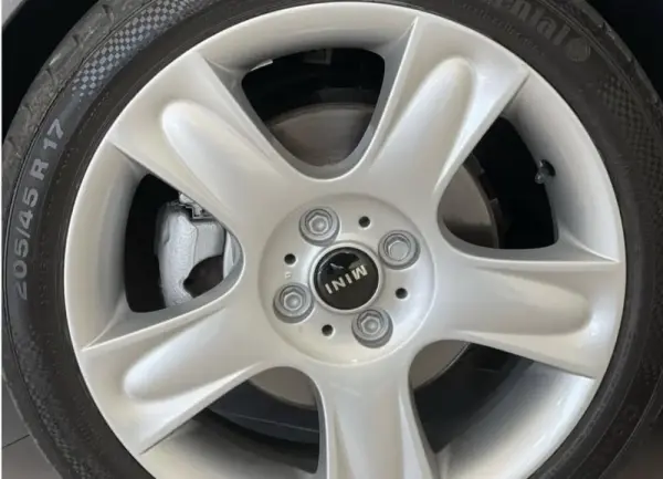 MINI 3 Portas 3