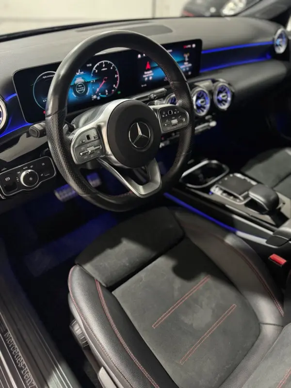 Mercedes-Benz A 180 d 7G-DCT AMG Line 8