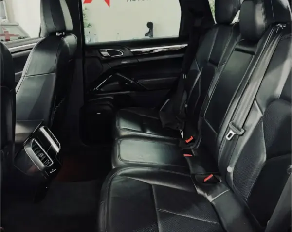 Porsche Cayenne Tiptronic 6