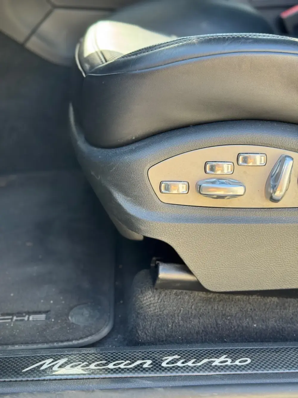 Porsche Macan 5