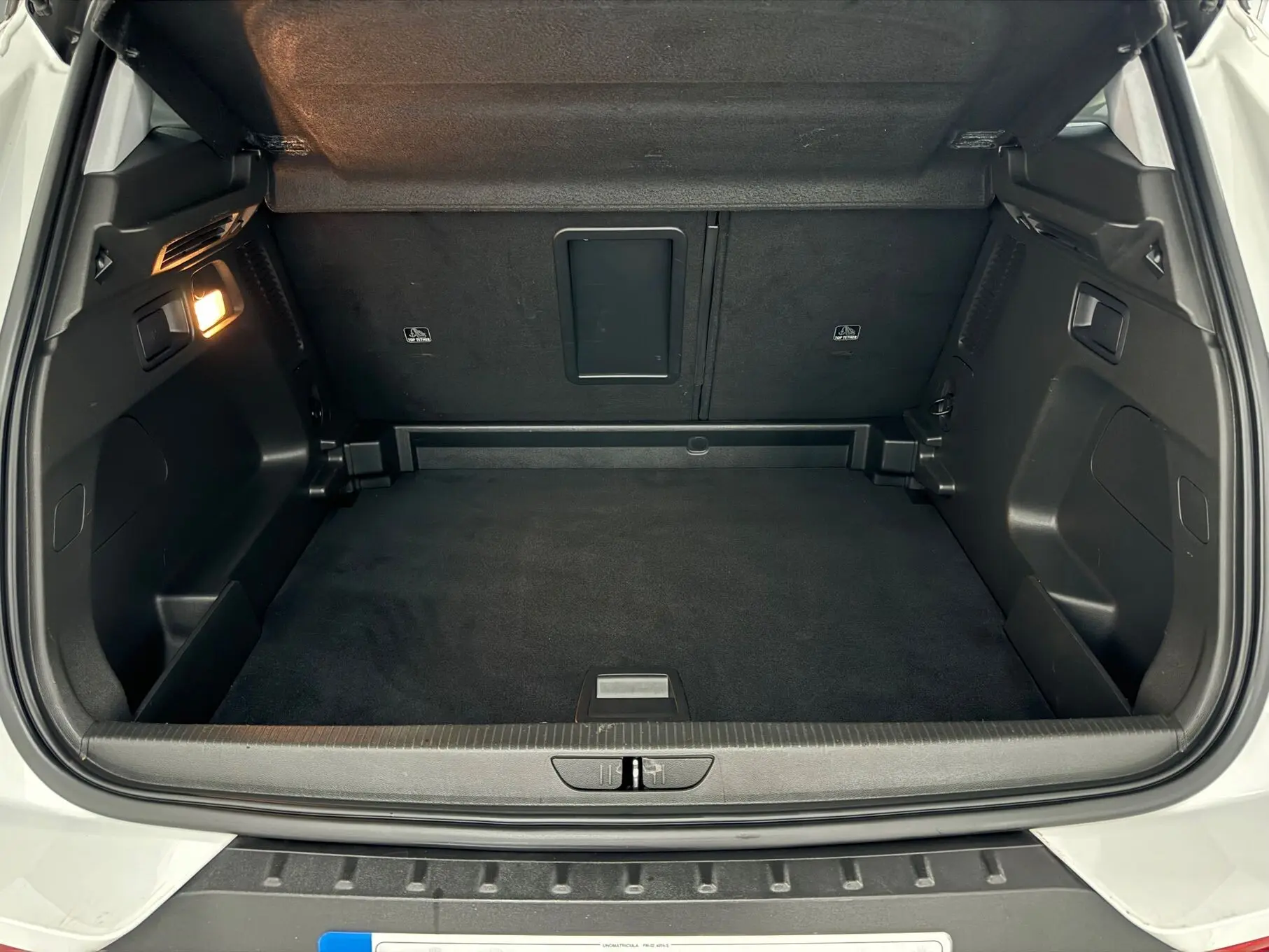 Opel Grandland X 1.6 D S&S Business Edition 9