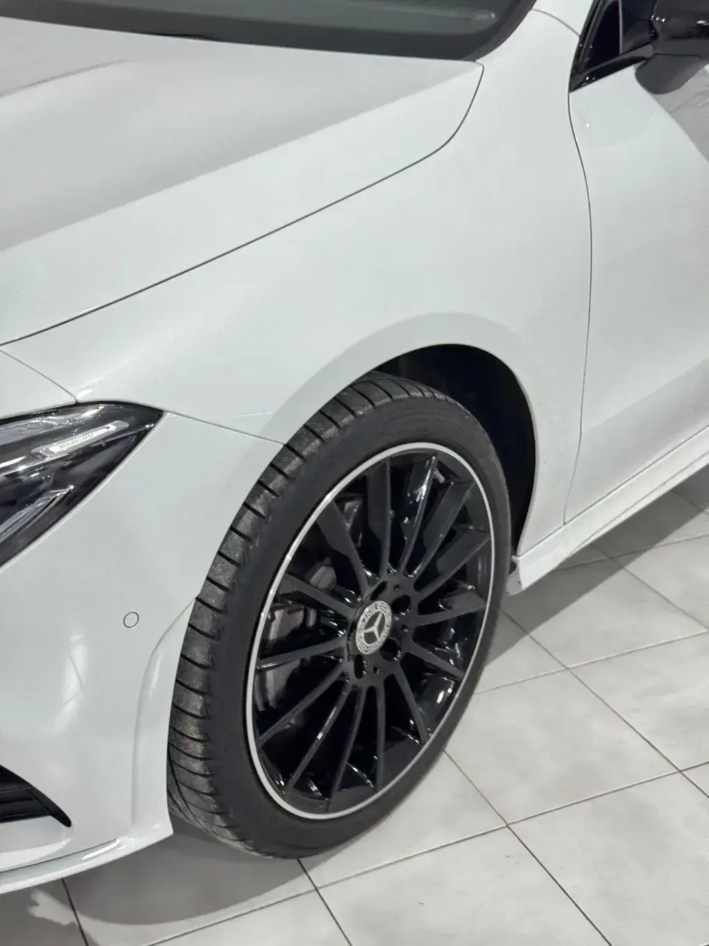 Mercedes-Benz CLA 250 e AMG 3