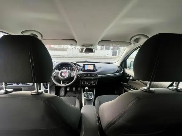 Fiat Tipo 1.3 M-Jet Lounge 12